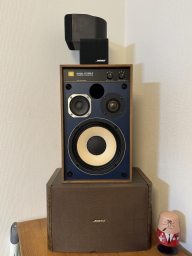 �X�s�[�J�[����