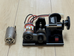 �R�~�����[�Y